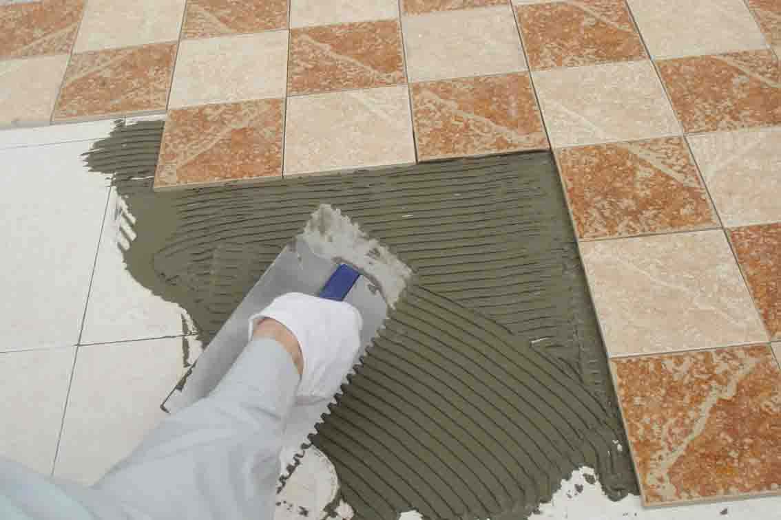 大理厂家瓷砖粘接剂施工分为哪几种?