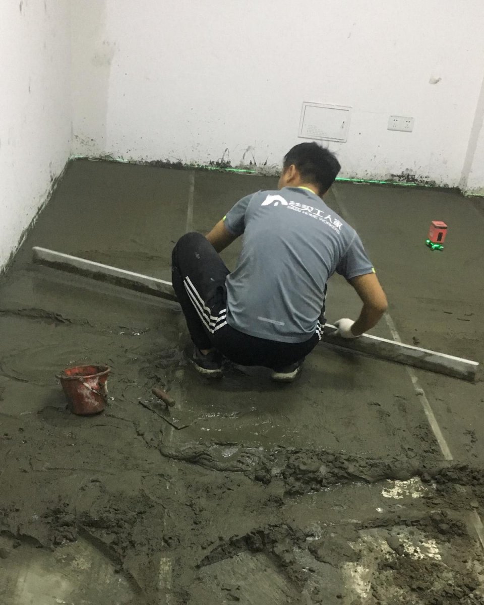 厚层自流平砂浆地面基层找平