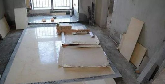 曲靖瓷砖胶施工与水泥砂浆有何不同?绿舟砂浆来解答!