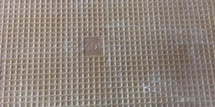 瓷砖胶泥可以铺贴通体砖吗?